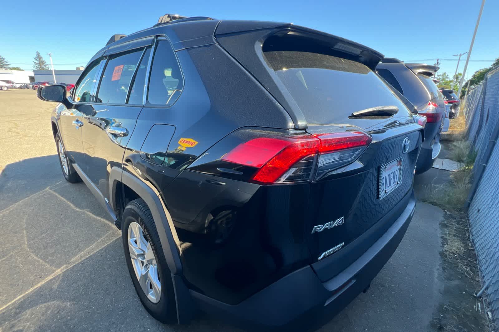 View vehicle photo 6