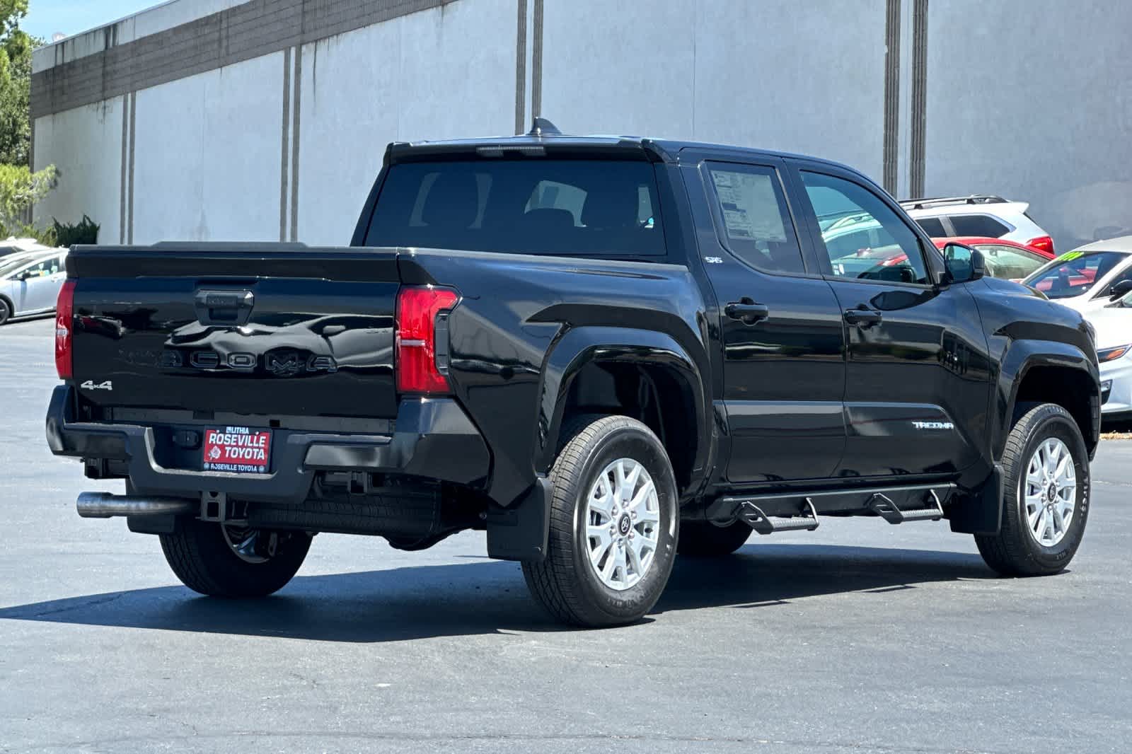 View vehicle photo 2