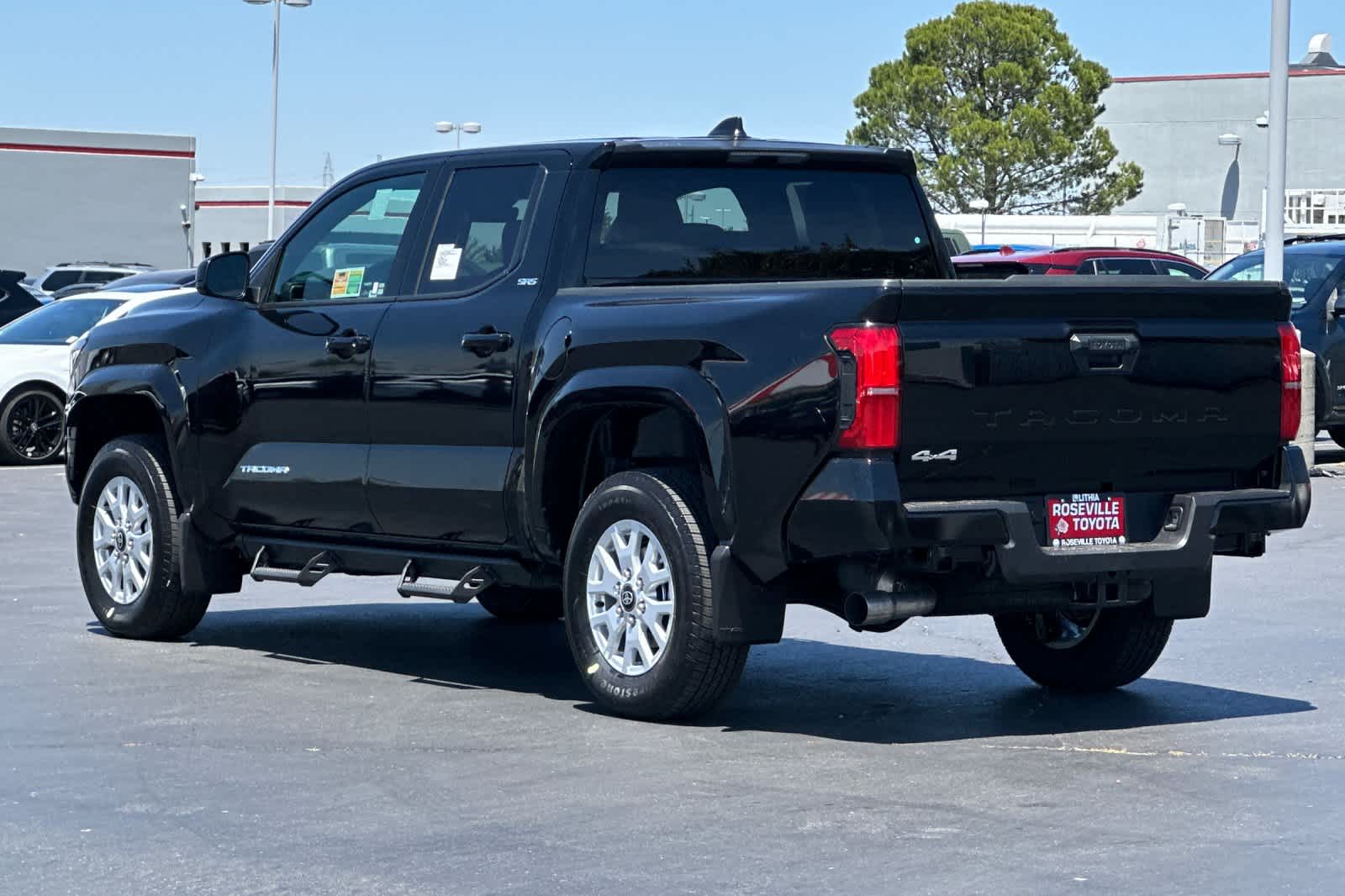 View vehicle photo 6
