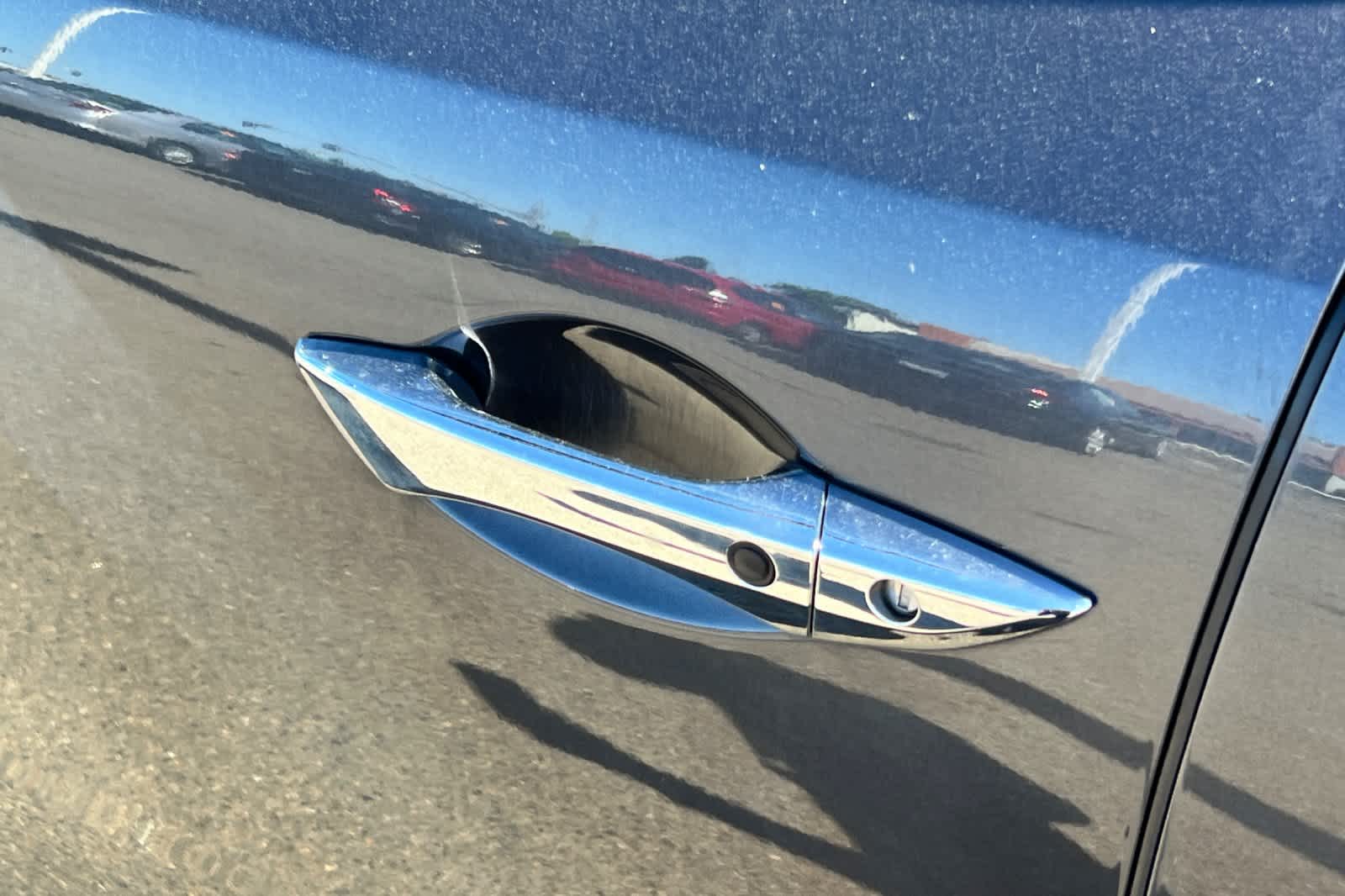 View vehicle photo 7