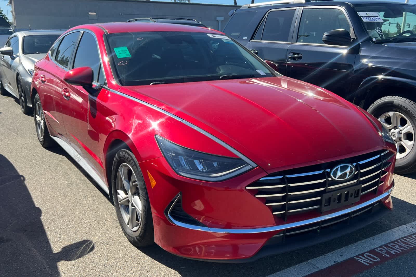 View vehicle photo 3