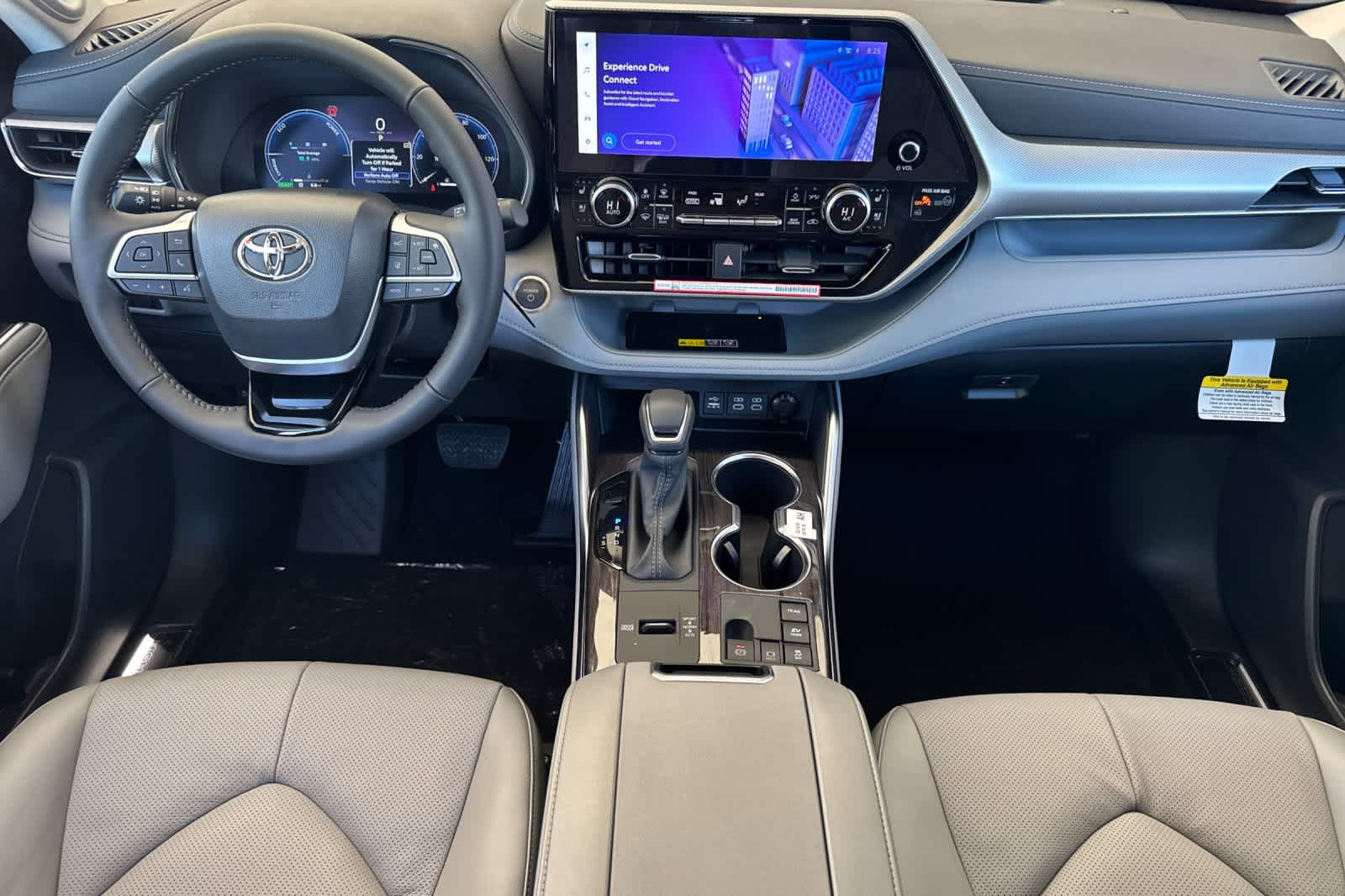 View vehicle photo 3