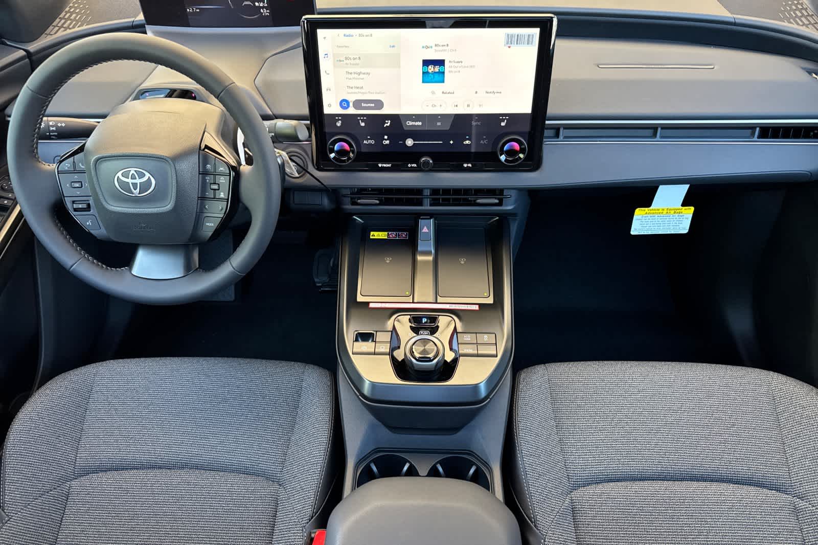 View vehicle photo 3