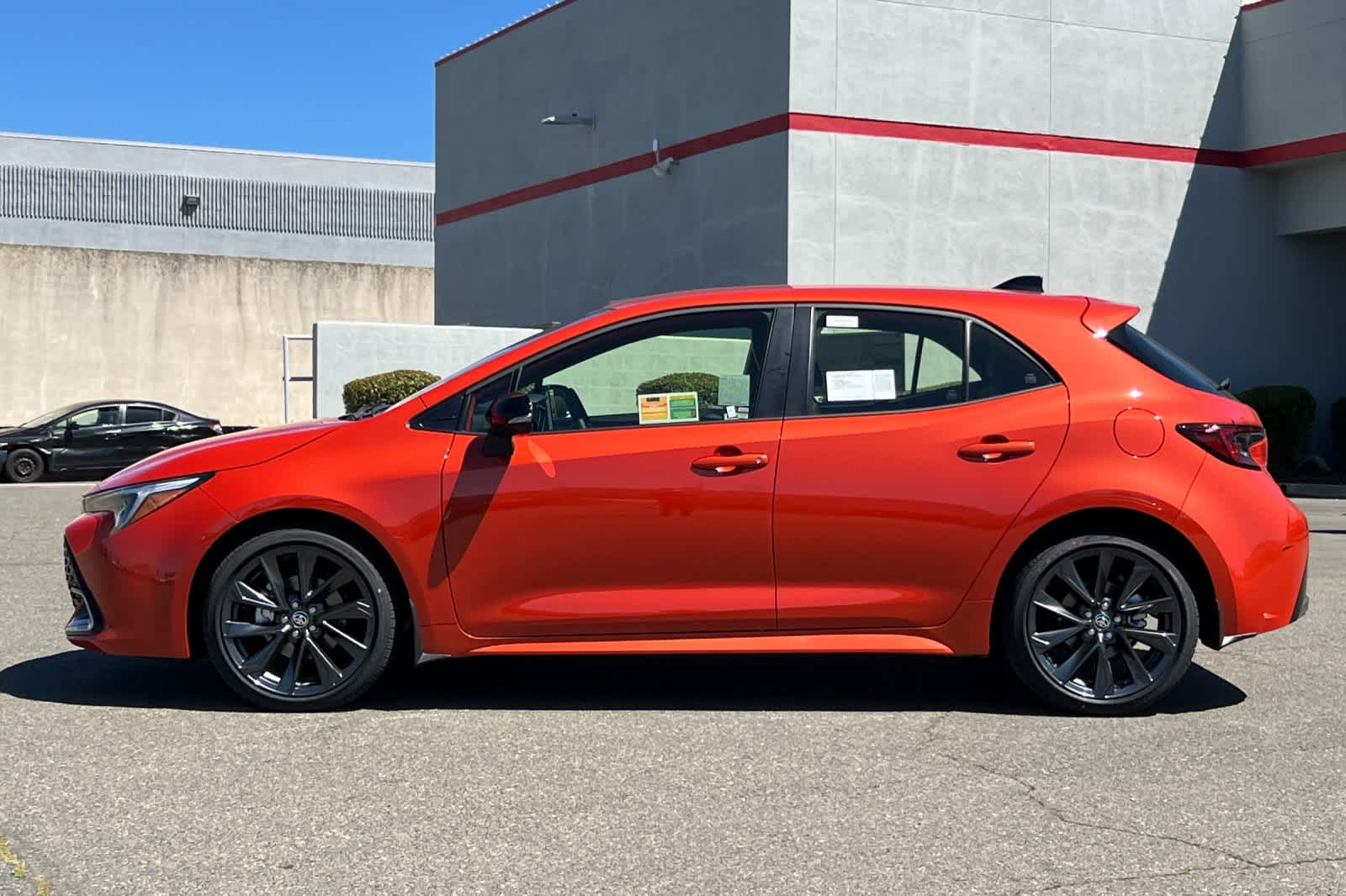 View vehicle photo 5