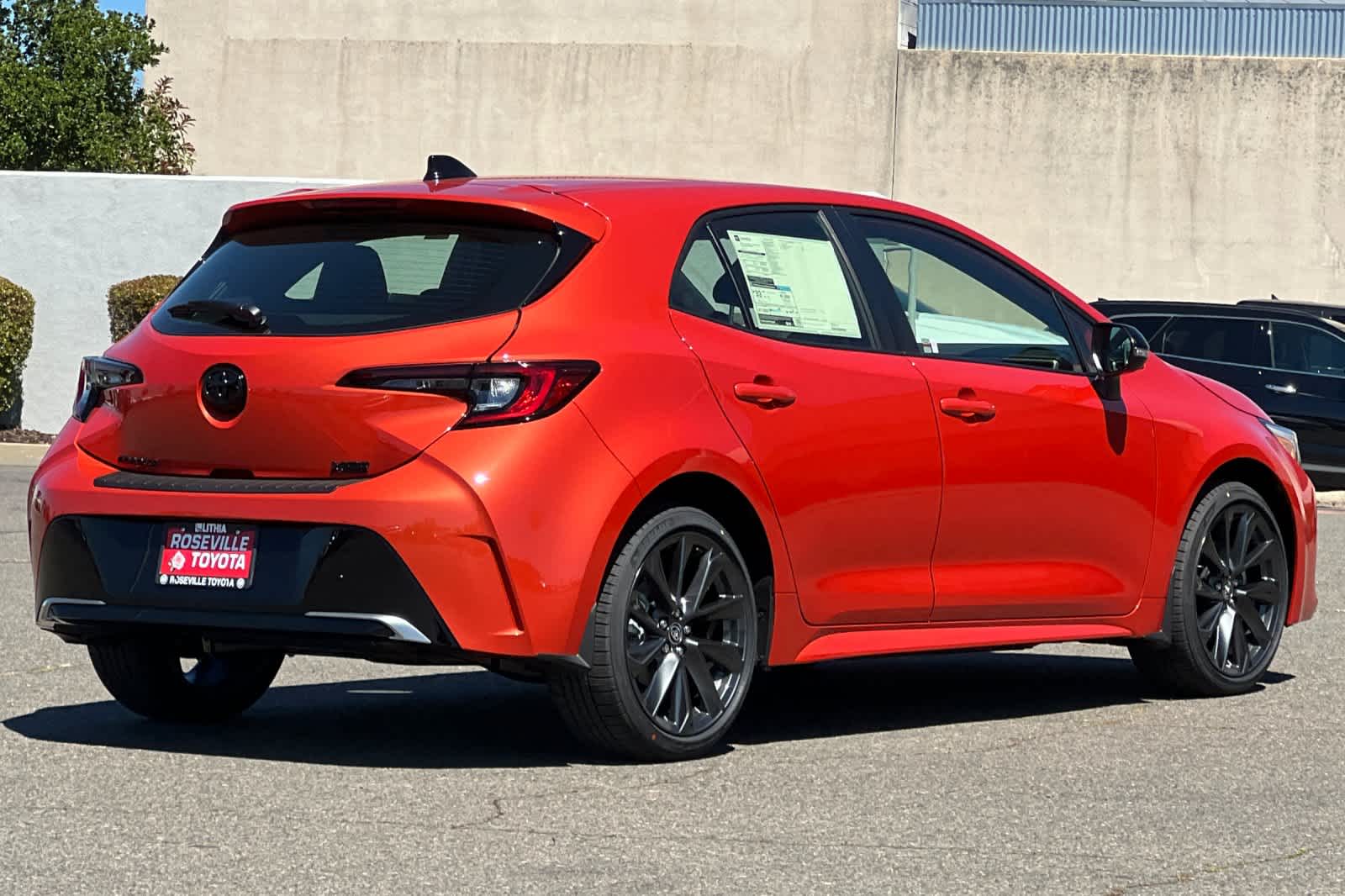 View vehicle photo 2