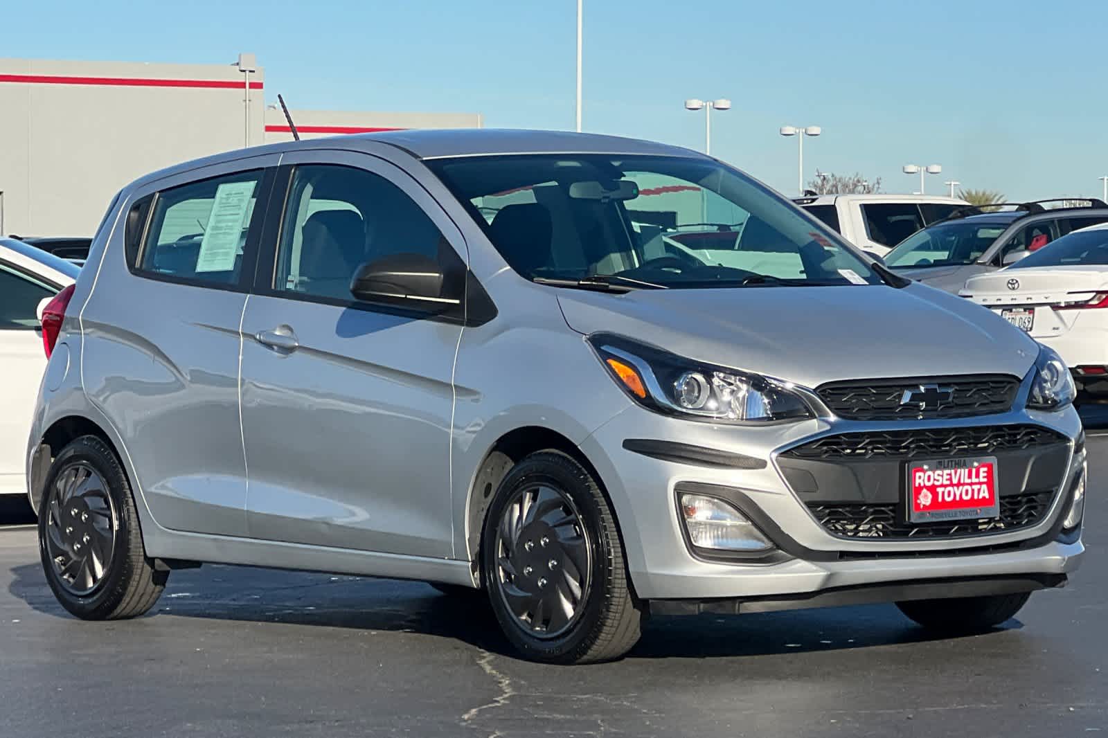 View vehicle photo 5