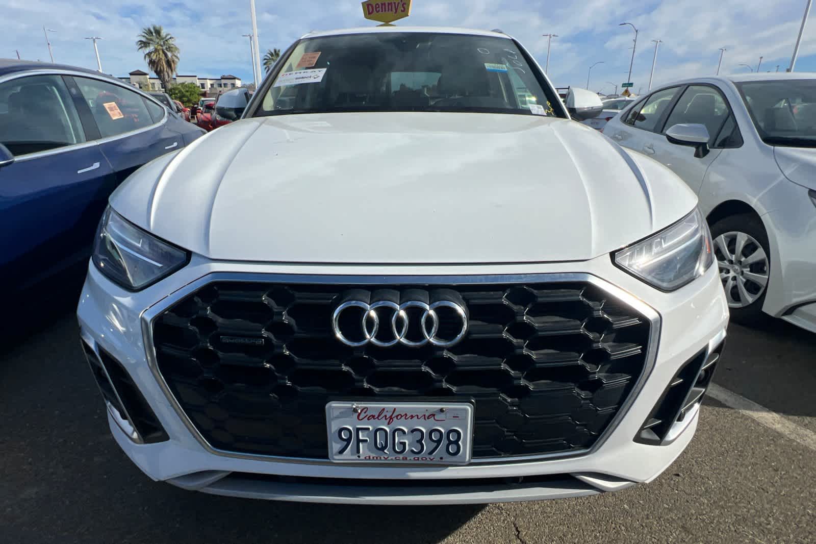 View vehicle photo 2