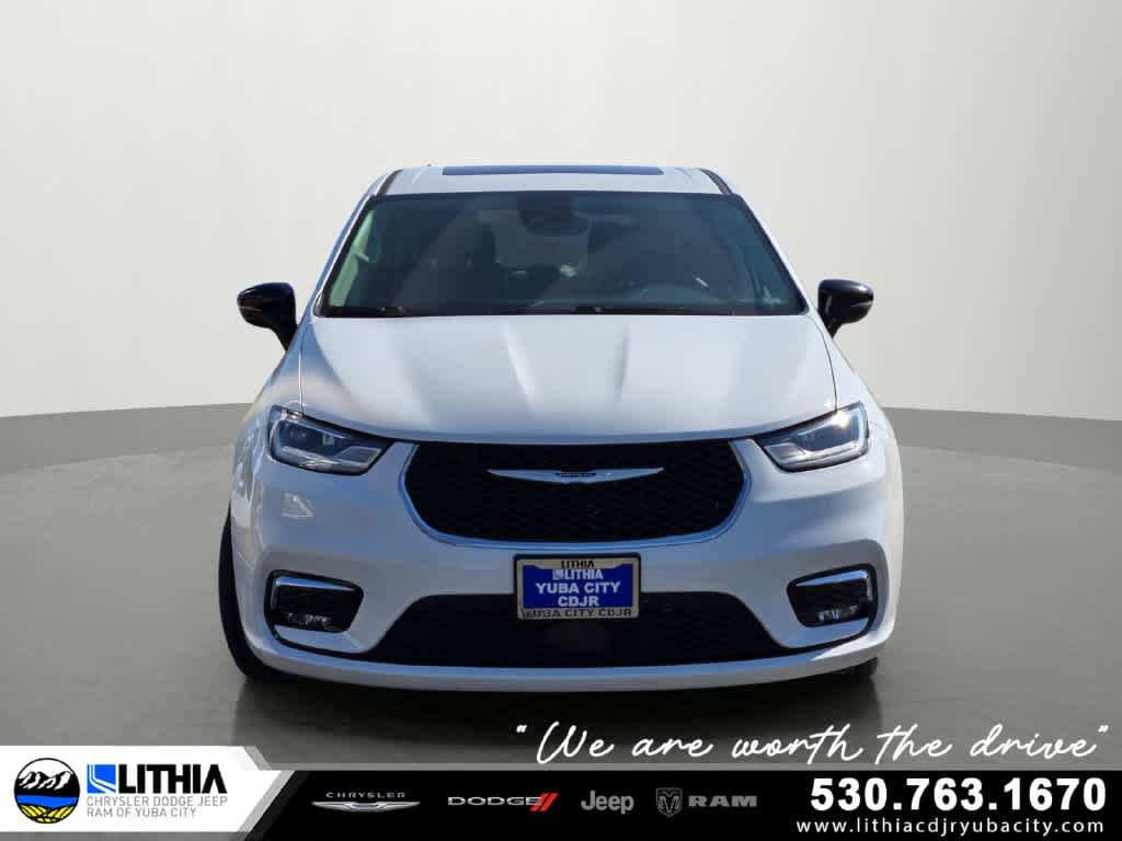 2024 Chrysler Pacifica