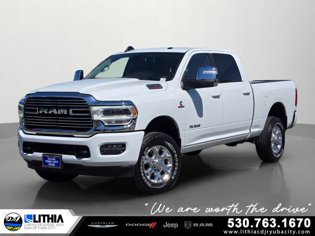 Bright White Clearcoat 2024 RAM 2500 Pickup Truck Four-Wheel Drive 6-Speed Automatic