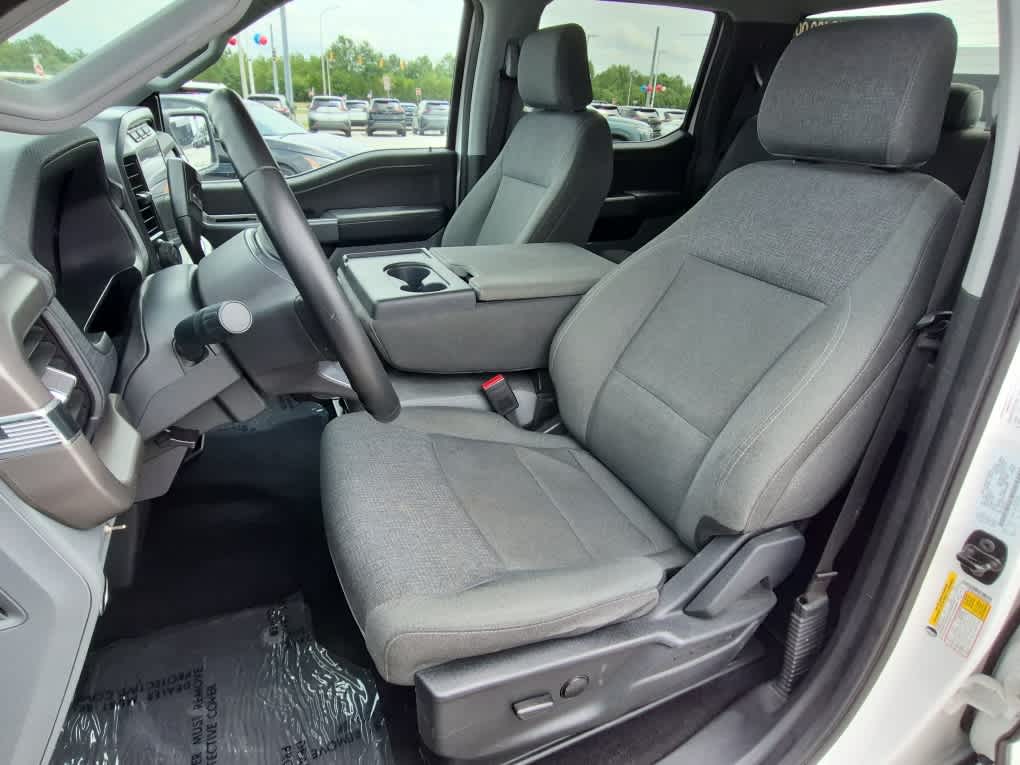 2024 Ford F-150 XLT - Oxford White exterior view 10