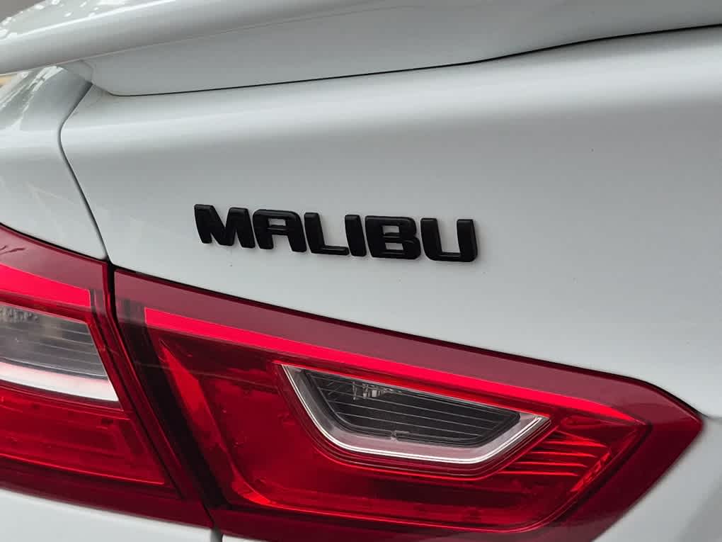 2024 Chevrolet Malibu RS - Summit White exterior view 20