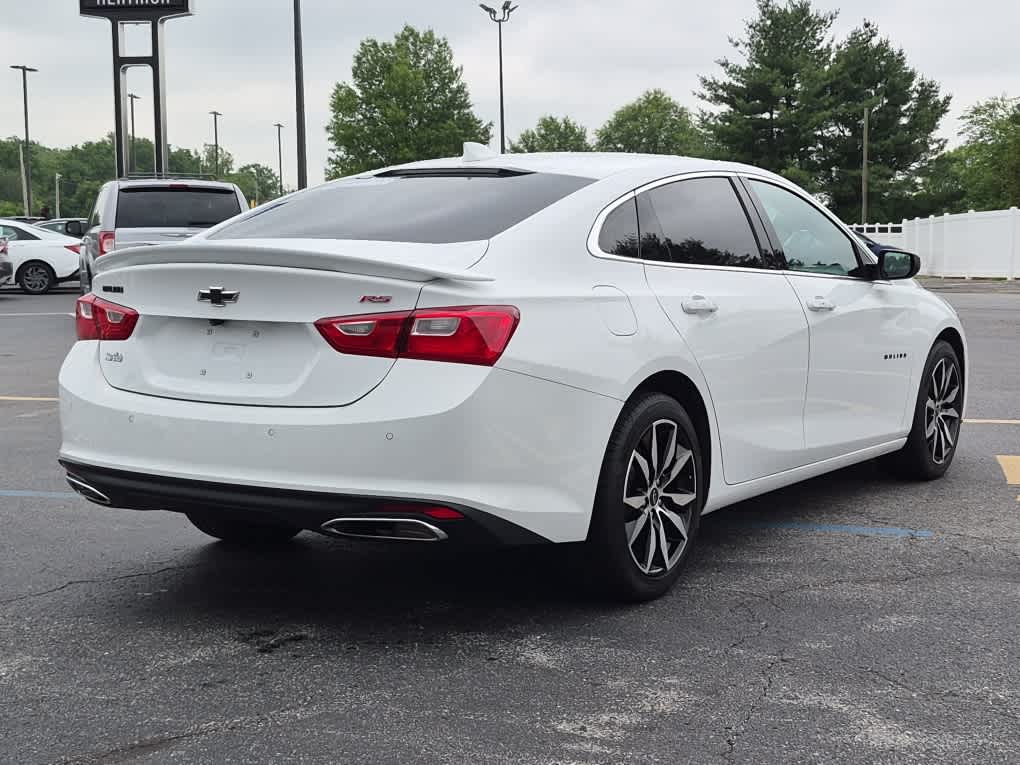 2024 Chevrolet Malibu RS - Summit White exterior view 3