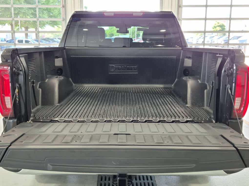 2025 GMC Sierra 1500 SLT - Onyx Black exterior view 20