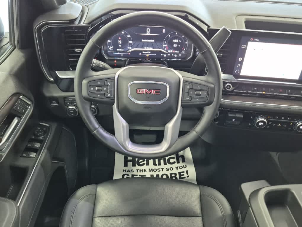 2025 GMC Sierra 1500 SLT - Onyx Black exterior view 9