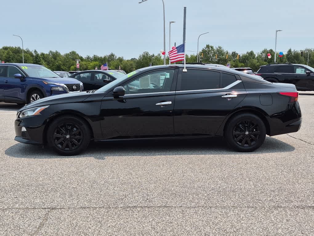 2019 Nissan Altima 2.5 S - Super Black exterior view 5