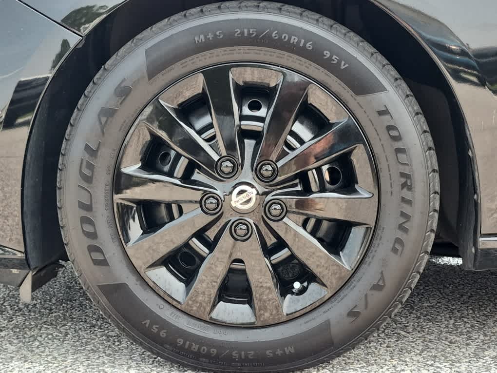 2019 Nissan Altima 2.5 S - Super Black exterior view 6
