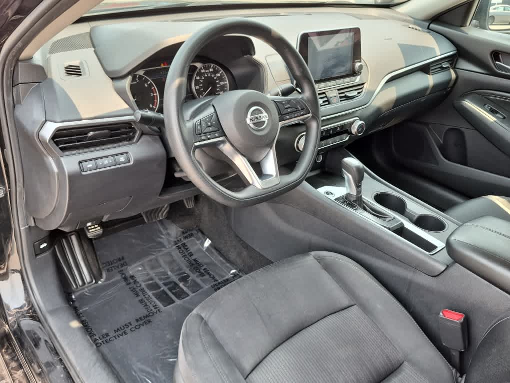 2019 Nissan Altima 2.5 S - Super Black exterior view 11