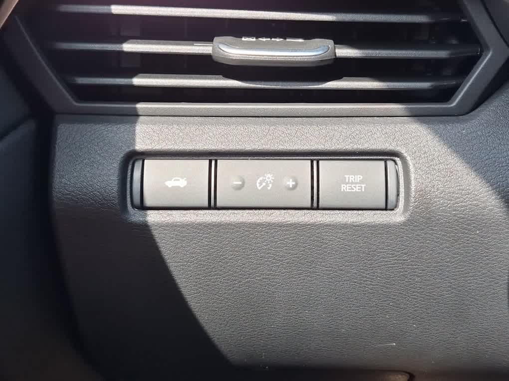 2026 Nissan Altima SR - Super Black exterior view 16