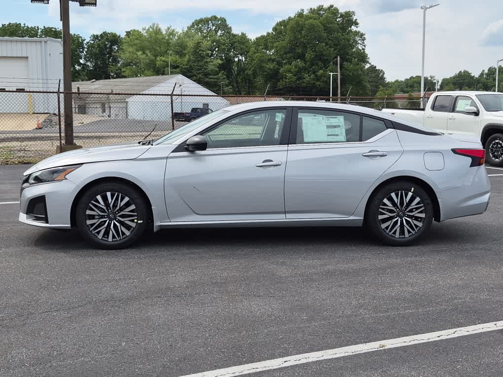 2026 Nissan Altima SV - Brilliant Silver Metallic exterior view 5