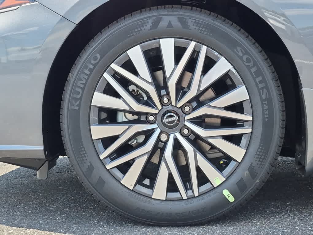 2026 Nissan Altima SV - Gun Metallic exterior view 6