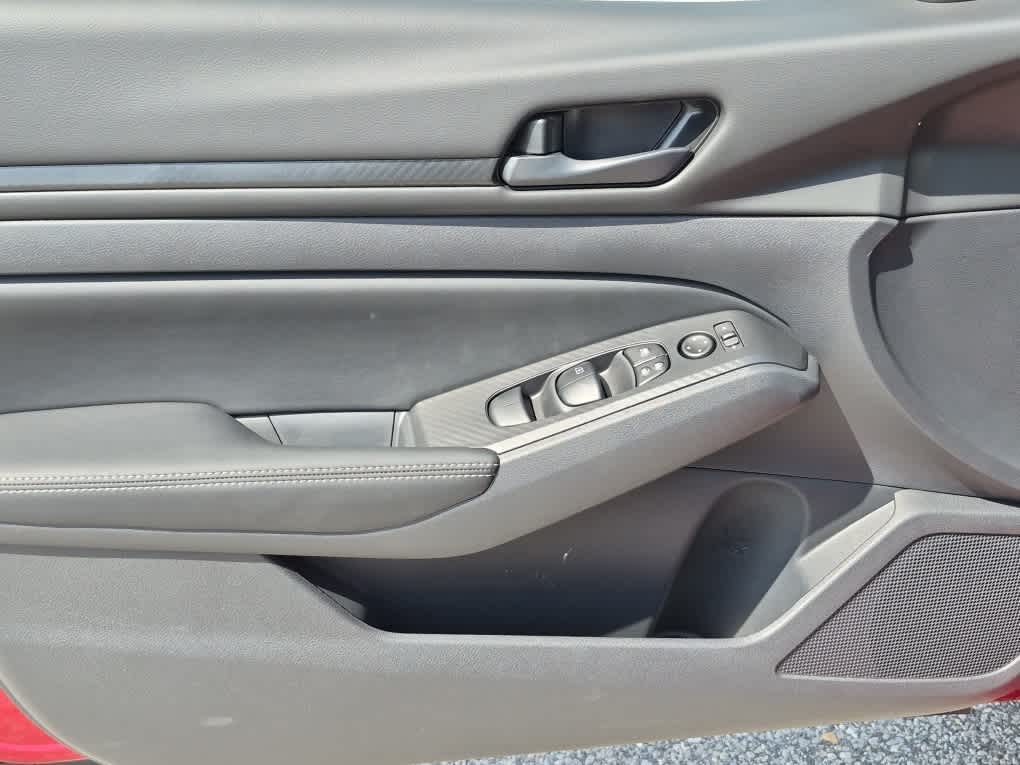 2026 Nissan Altima SV - Scarlet Ember Tintcoat exterior view 9