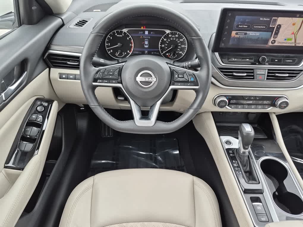 2024 Nissan Altima 2.5 SL - Pearl White Tricoat exterior view 8