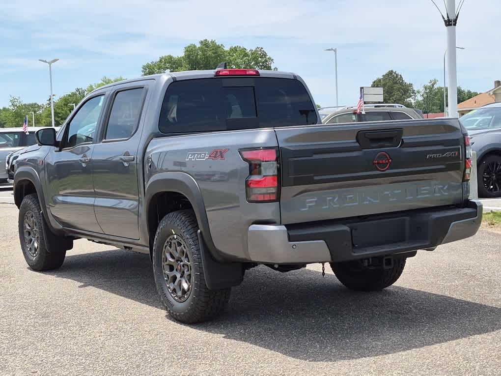 2026 Nissan Frontier PRO-4X w/R Package - Gun Metallic exterior view 4