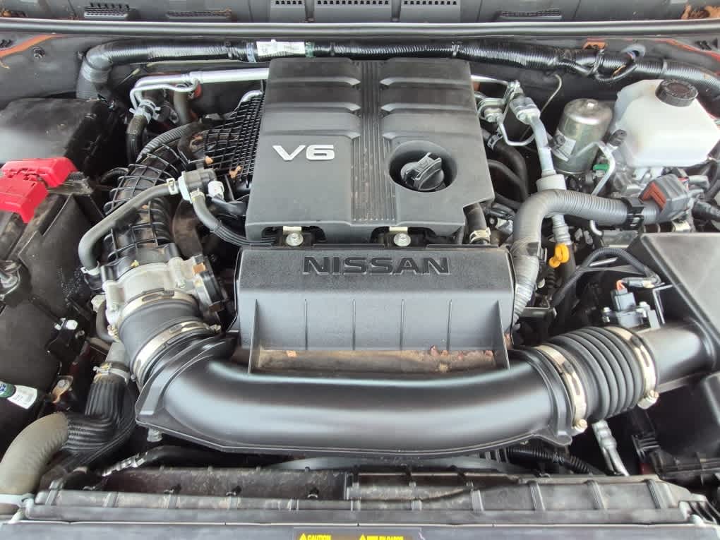 2023 Nissan Frontier PRO-4X - Red Alert exterior view 19