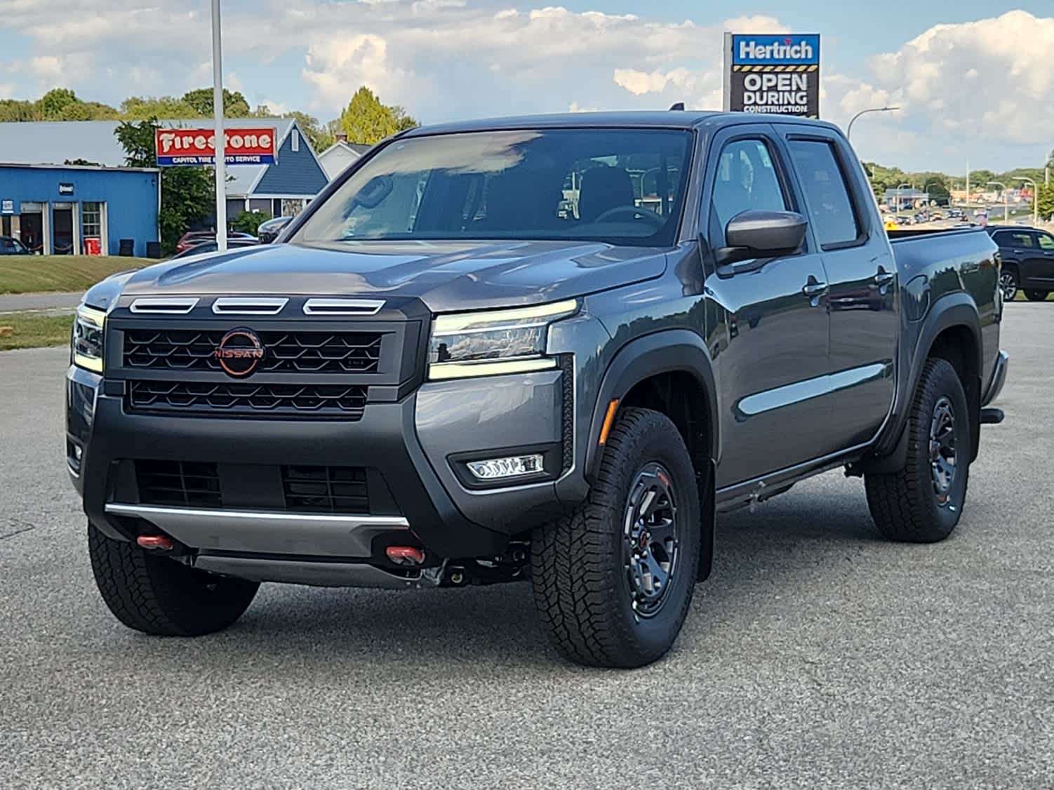 2025 Nissan Frontier