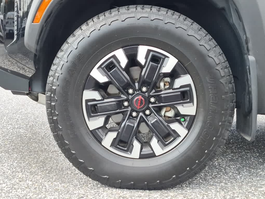 2023 Nissan Frontier PRO-4X - Super Black exterior view 6