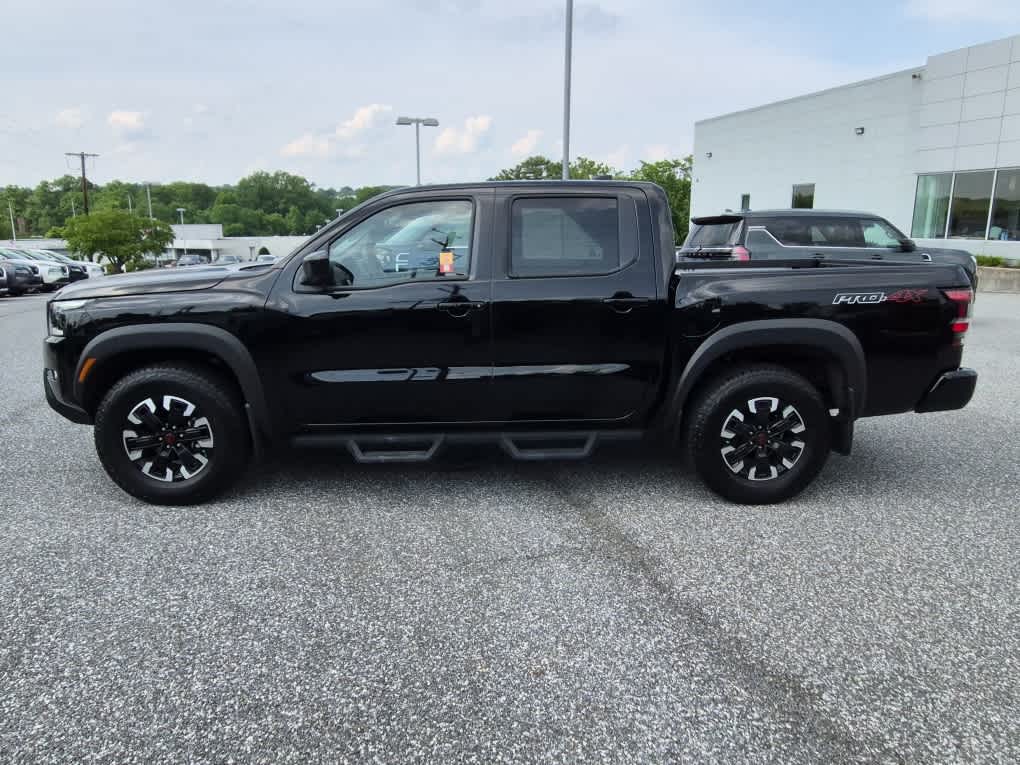 2023 Nissan Frontier PRO-4X - Super Black exterior view 5