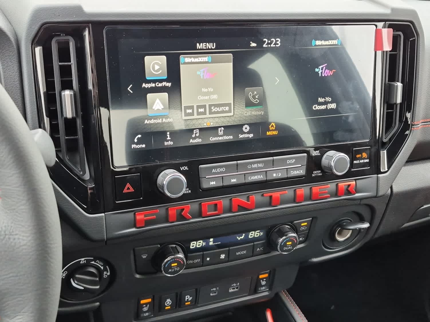 2026 Nissan Frontier PRO-4X - Glacier White exterior view 13