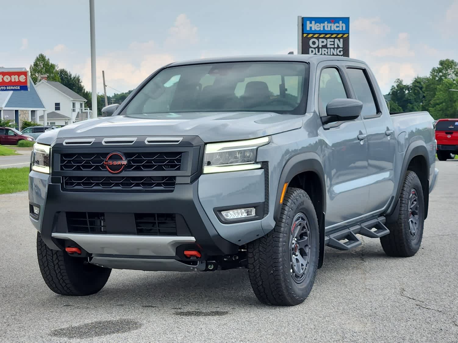 2025 Nissan Frontier