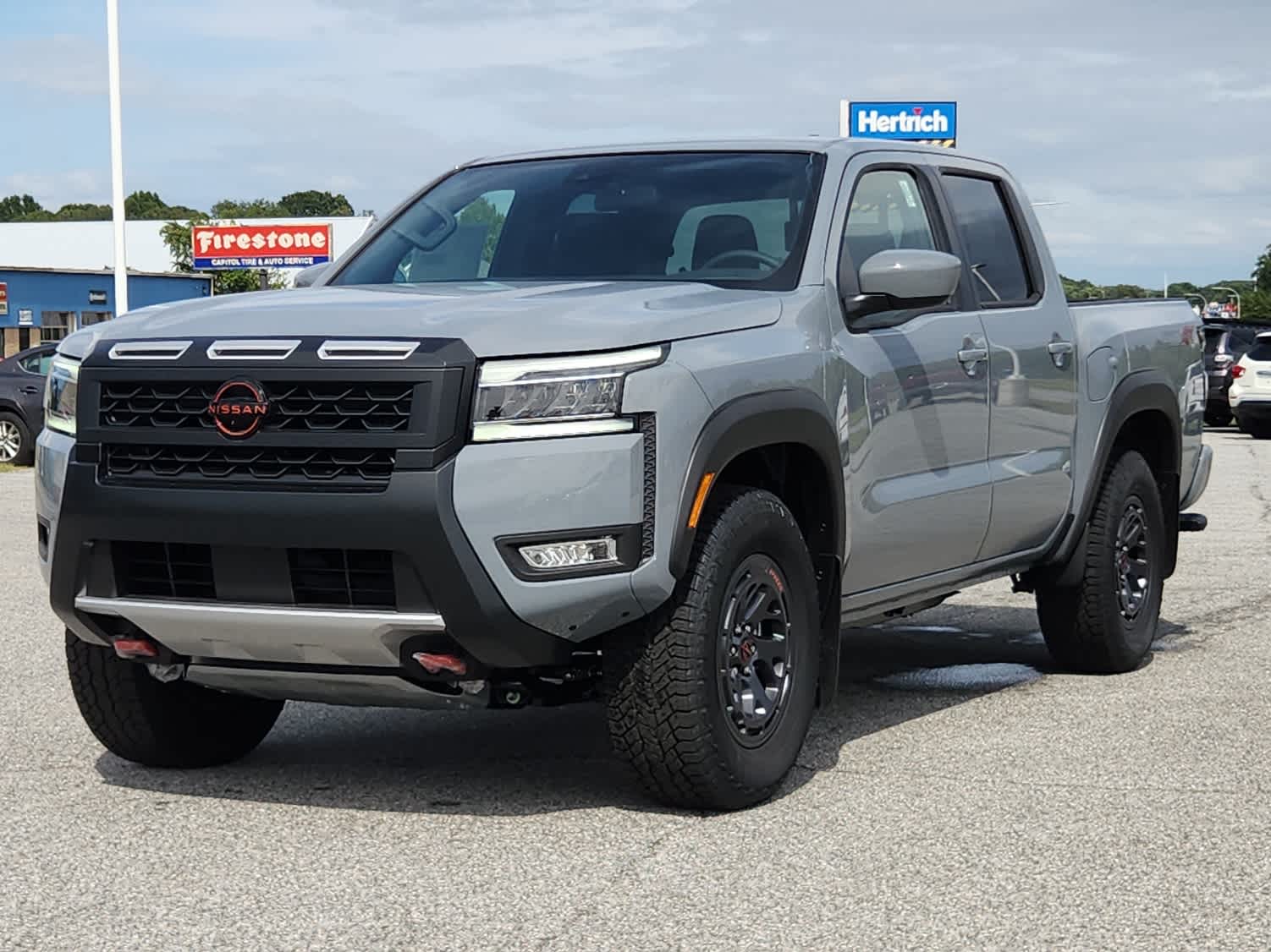 2025 Nissan Frontier