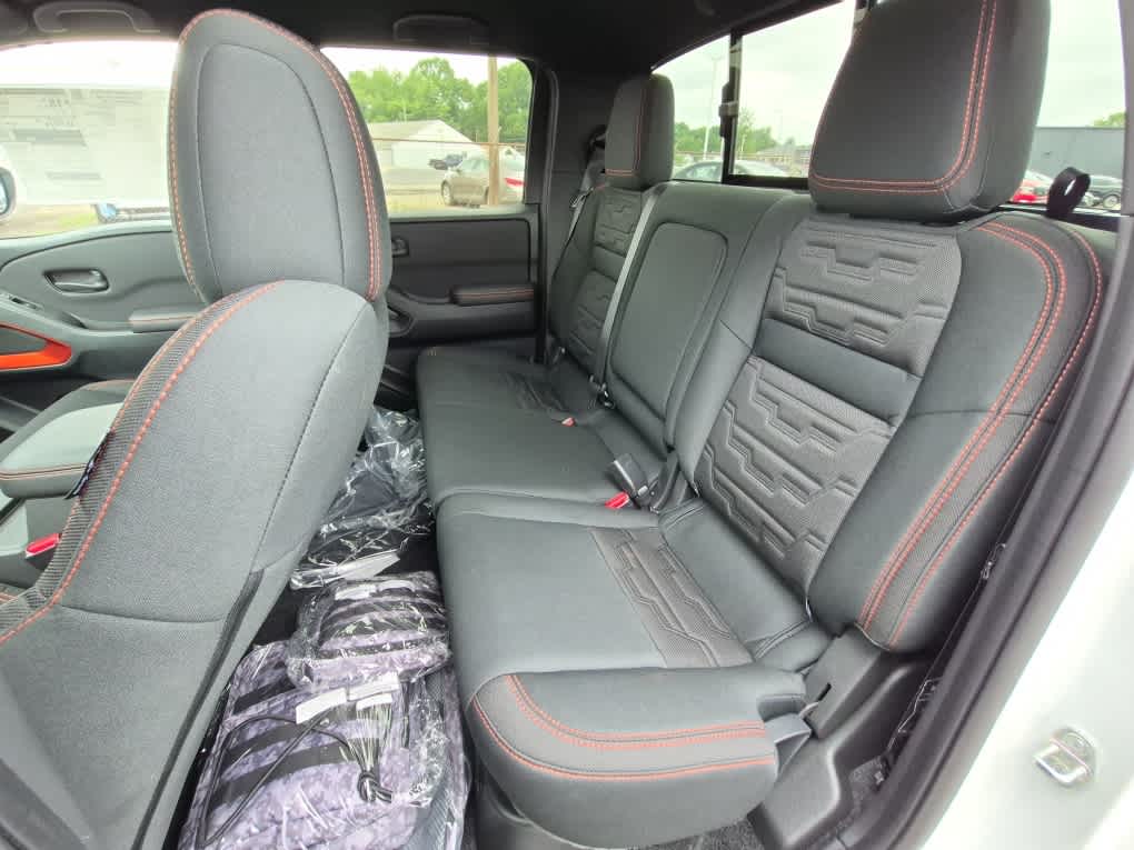 2026 Nissan Frontier PRO-4X - Glacier White exterior view 7