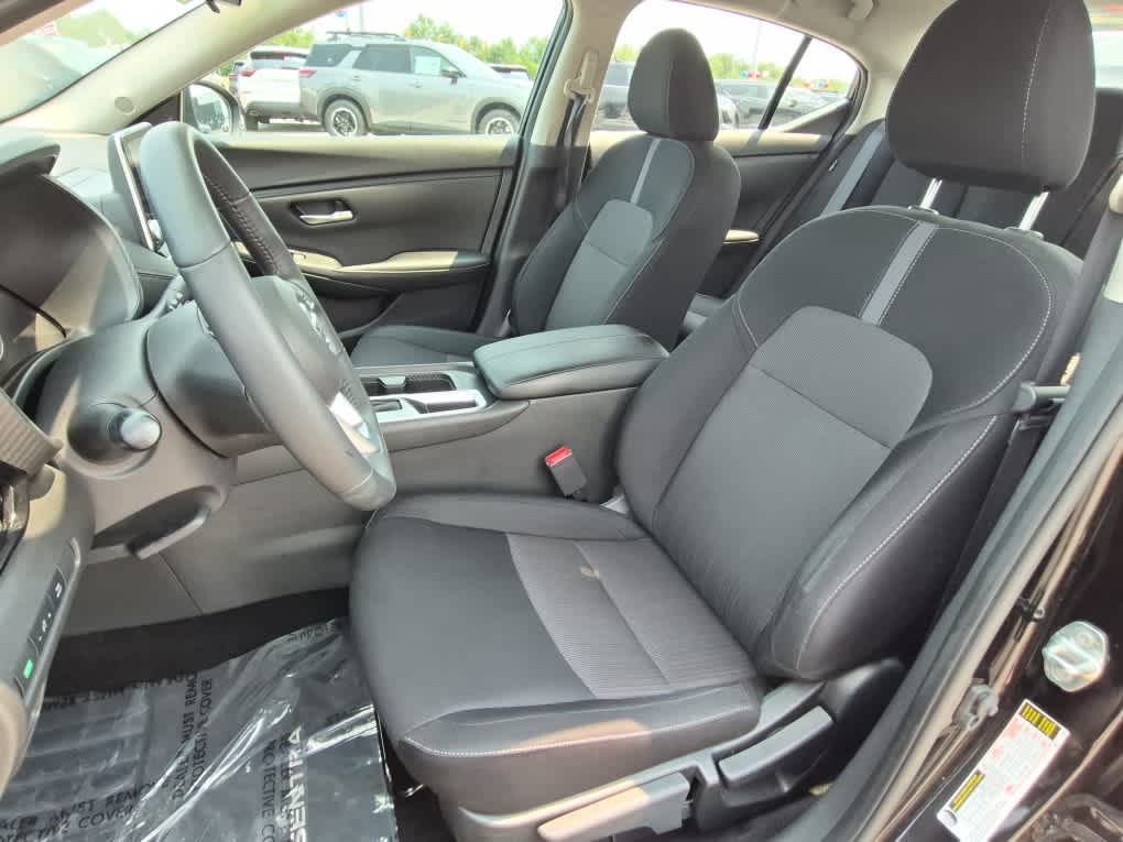2023 Nissan Sentra SV - Super Black exterior view 10
