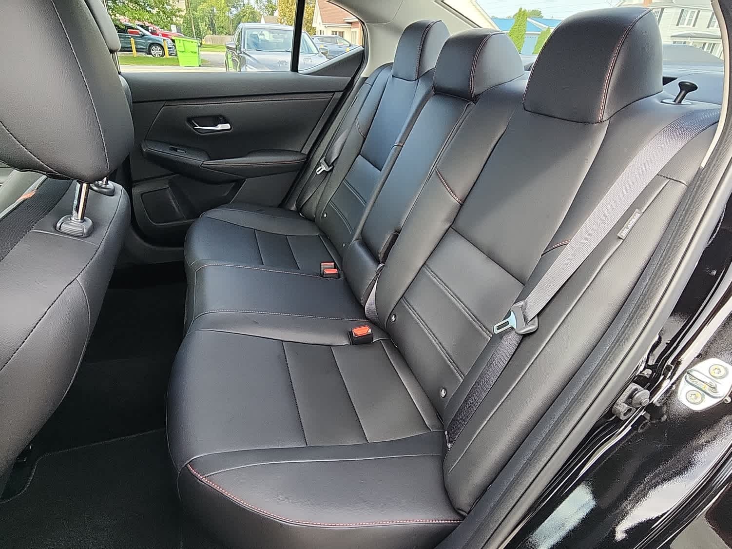 2025 Nissan Sentra SR - Super Black exterior view 7