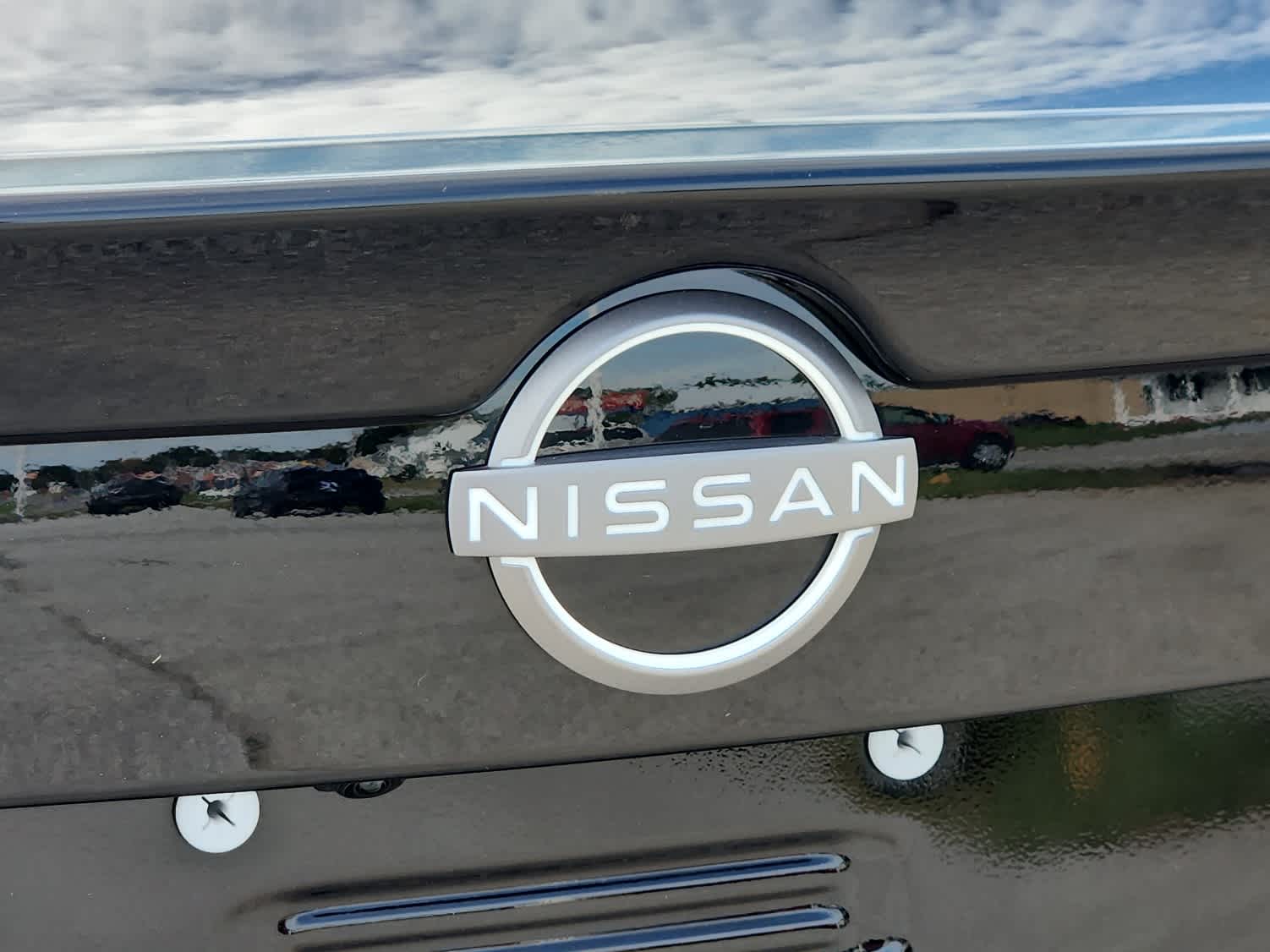 2025 Nissan Sentra SR - Super Black exterior view 20