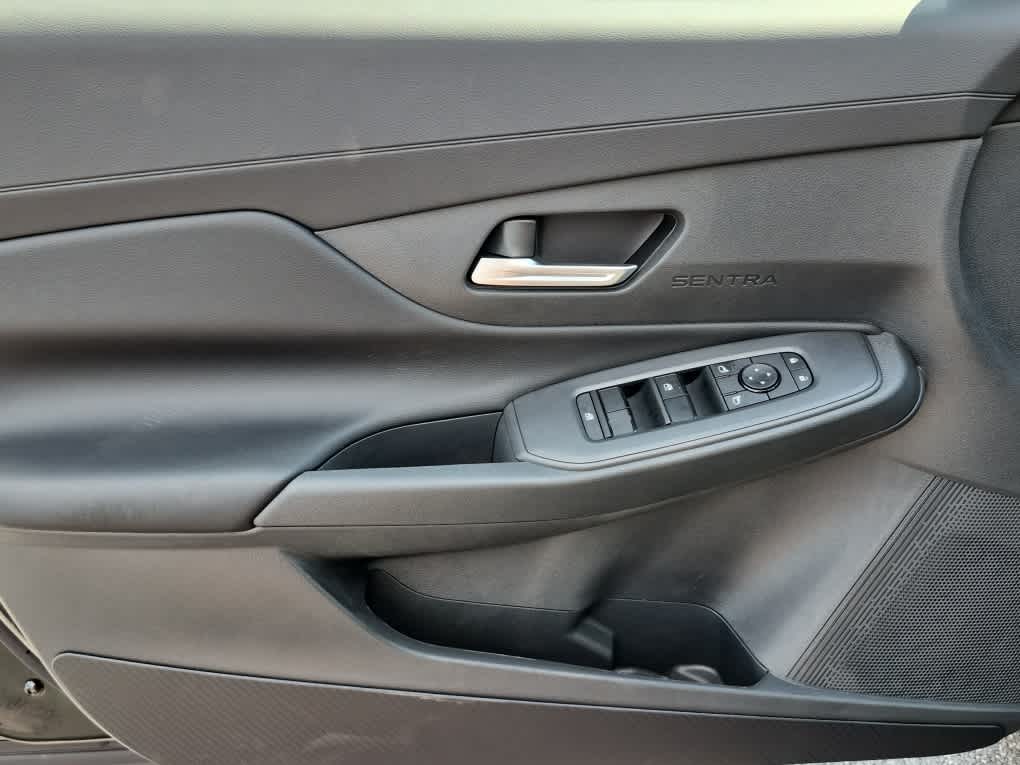 2026 Nissan Sentra SV - Super Black exterior view 9
