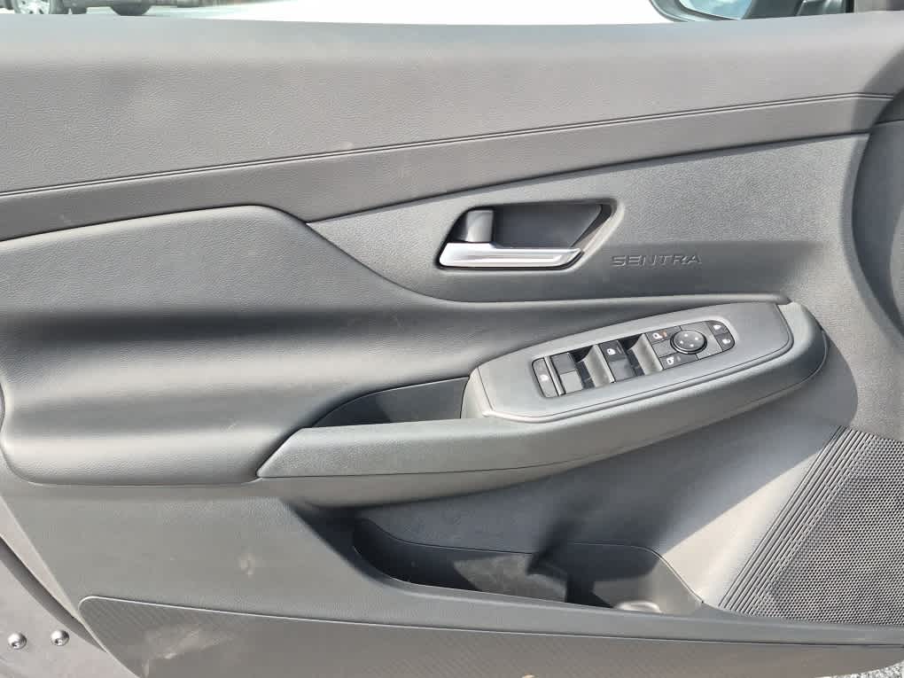 2026 Nissan Sentra SV - Gun Metallic exterior view 9