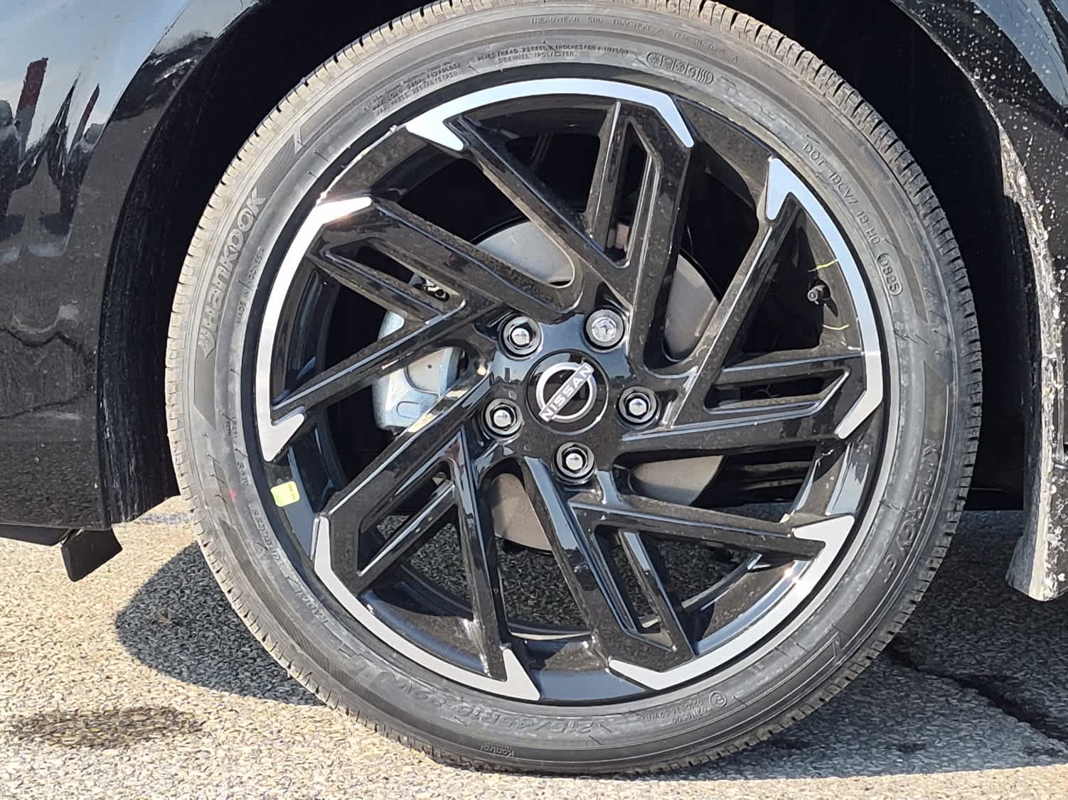 2026 Nissan Sentra SR - Super Black exterior view 6