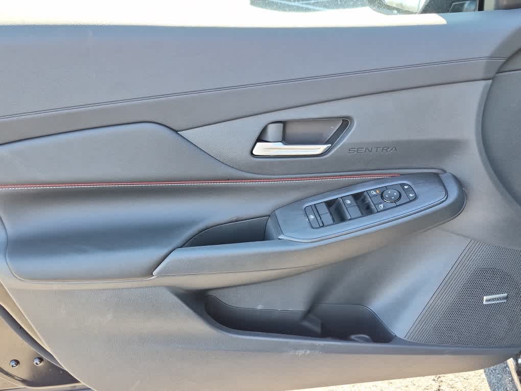 2026 Nissan Sentra SR - Super Black exterior view 9