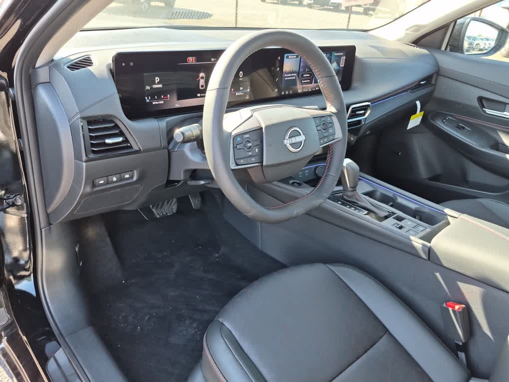 2026 Nissan Sentra SR - Super Black exterior view 11