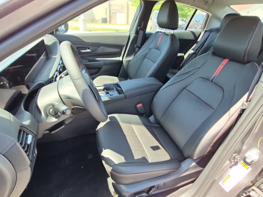 2026 Nissan Sentra SR - Gun Metallic exterior view 10