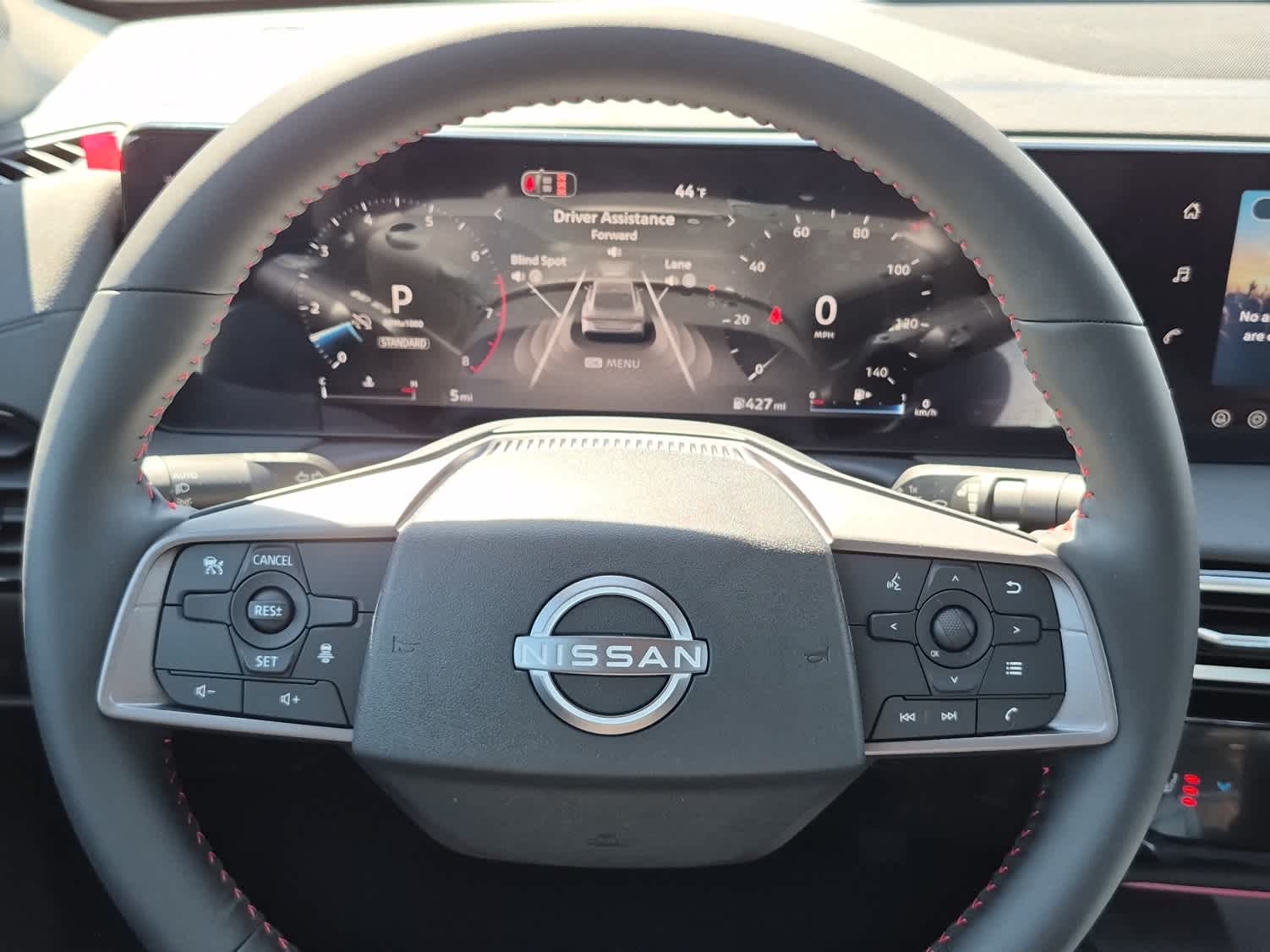 2026 Nissan Sentra SR - Aspen White Tricoat/Super Black exterior view 15