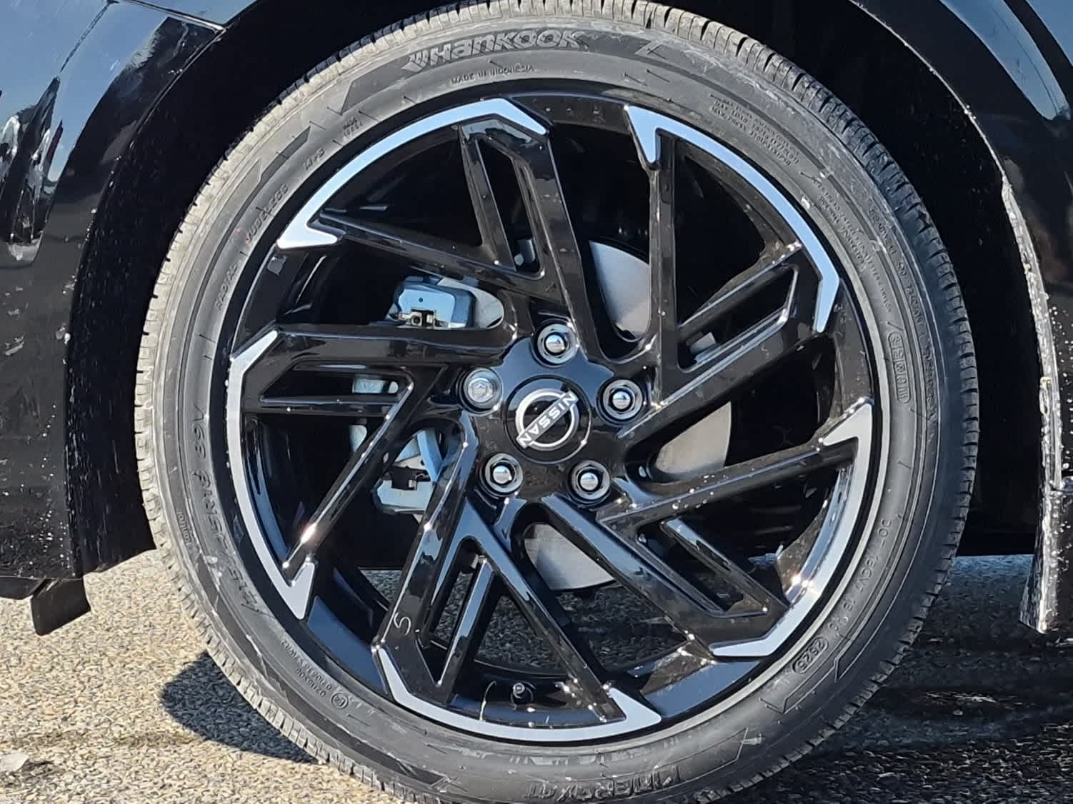 2026 Nissan Sentra SR - Super Black exterior view 6