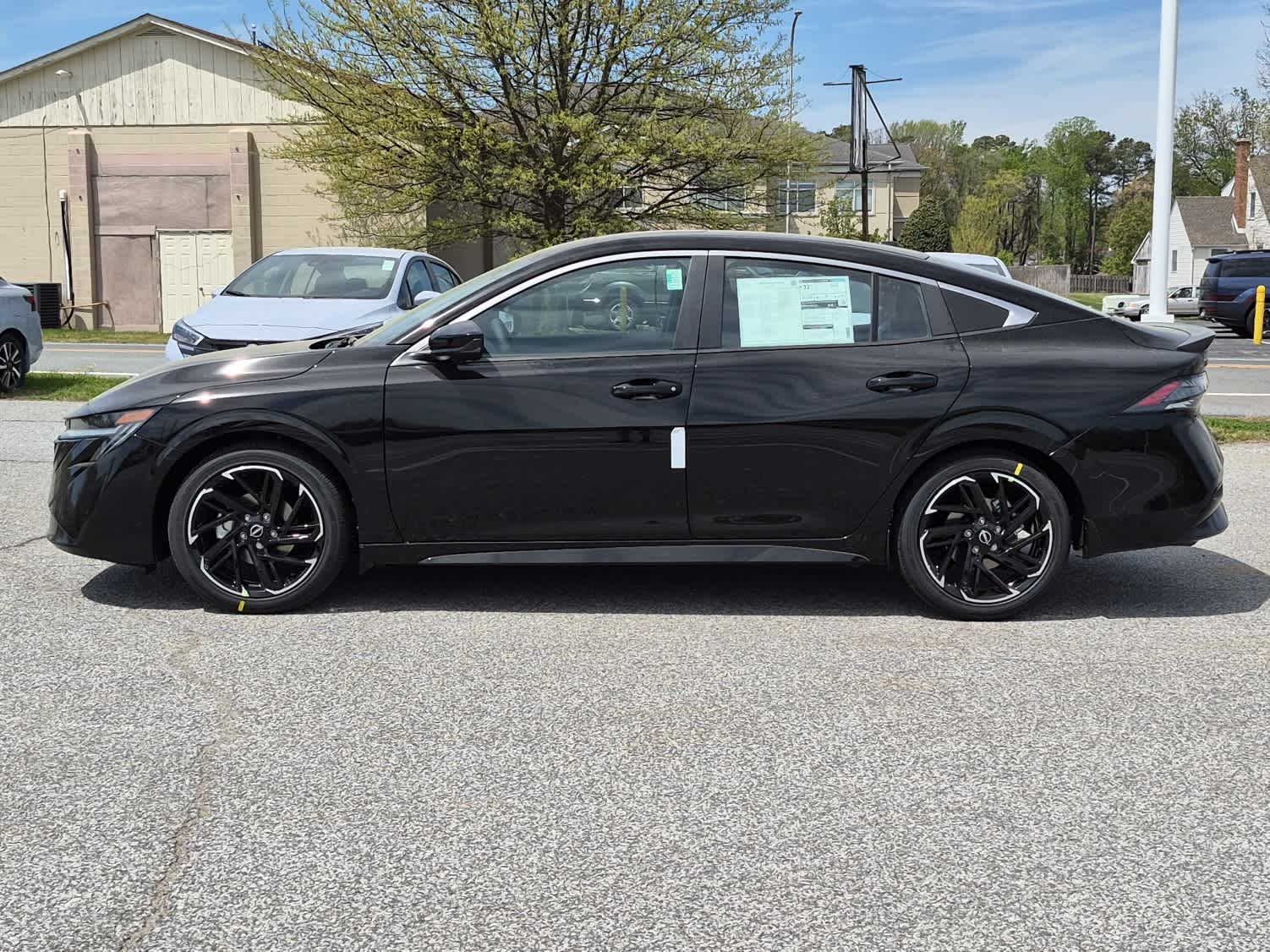 2026 Nissan Sentra SR - Super Black exterior view 5