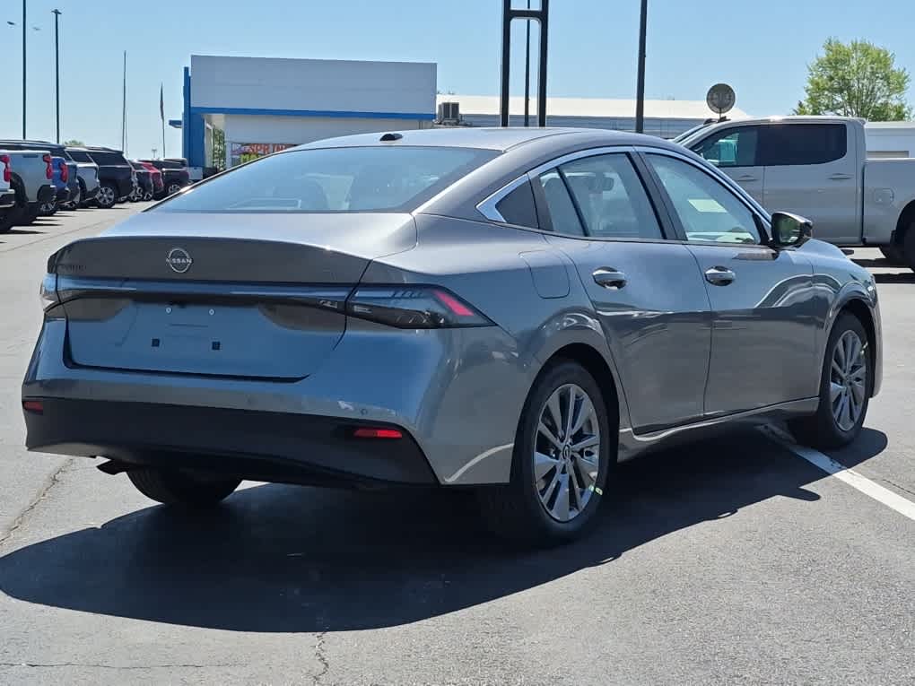 2026 Nissan Sentra SL - Gun Metallic exterior view 3