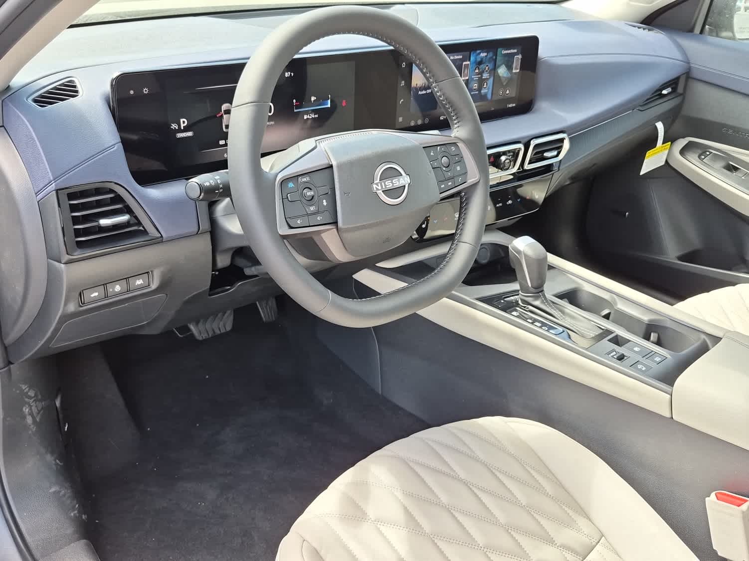 2026 Nissan Sentra SL - Gun Metallic exterior view 11