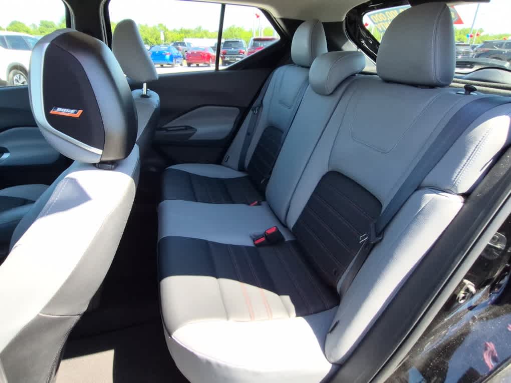 2023 Nissan Kicks SR - Super Black exterior view 7